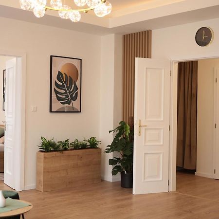 Beautiful And Stylish 2 Bedroom Apartment In The City Center And In The Pedestrian Zone Bratislava Buitenkant foto
